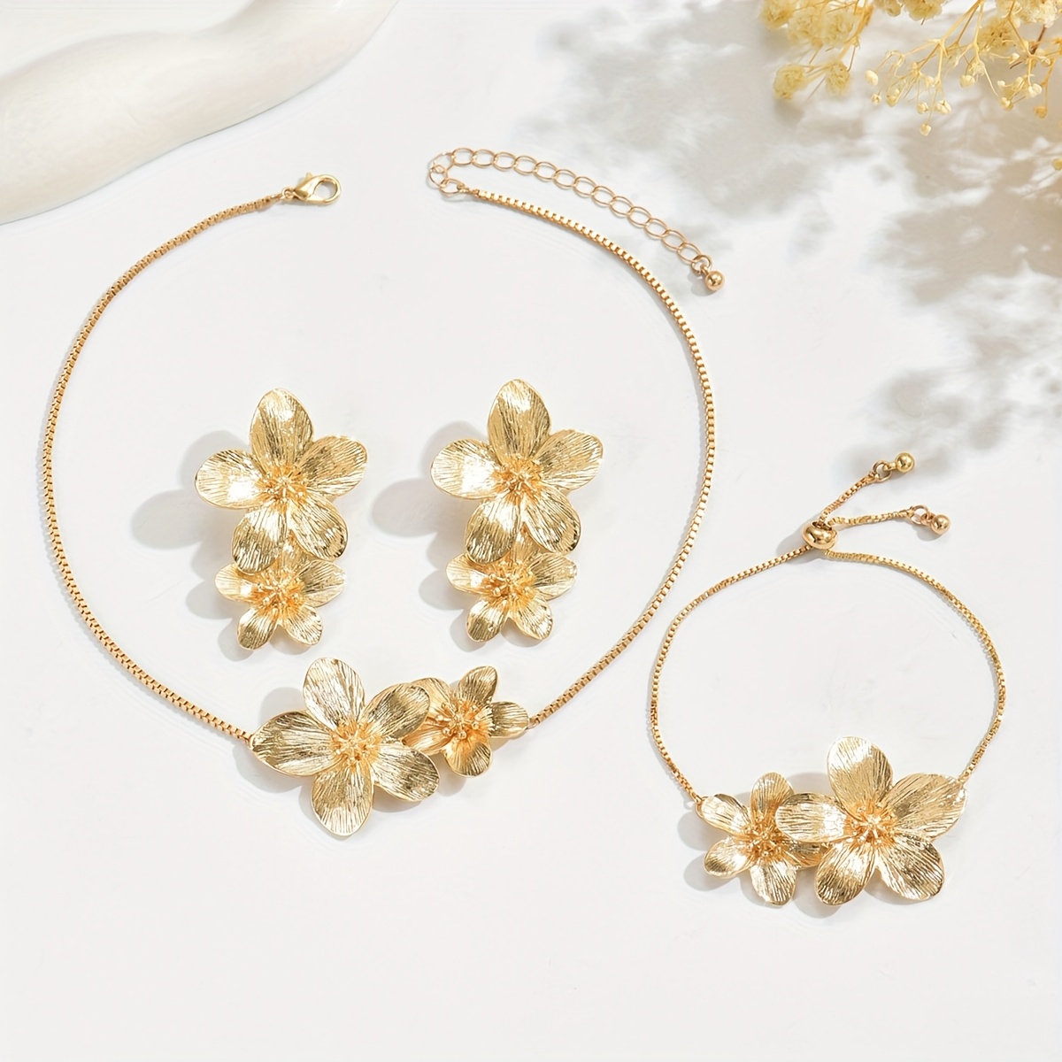 Women's Summer 3pcs Flower Collar Necklace & Earrings Set